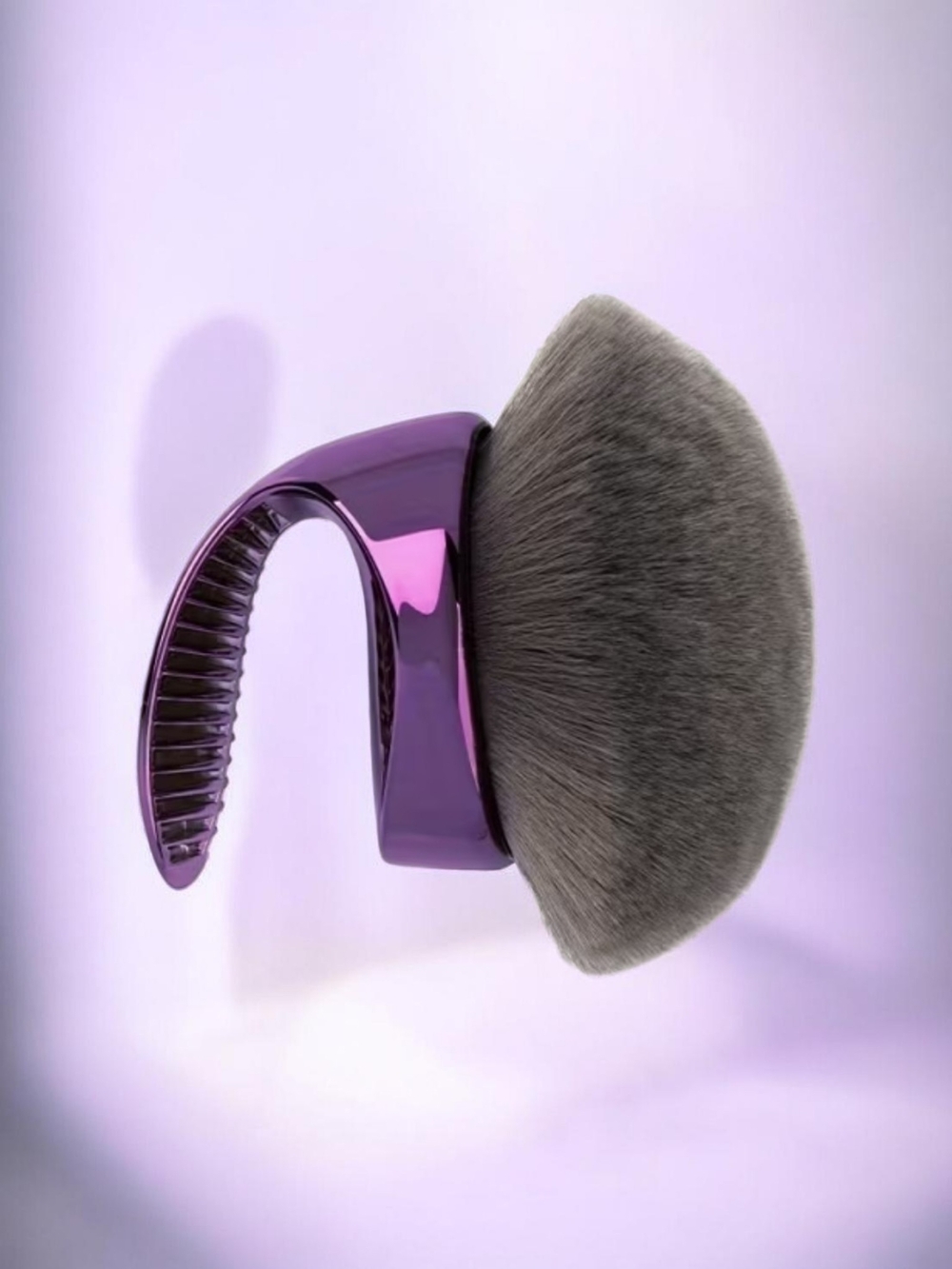 Professional Large Purple Handheld Makeup Brush with Gray Bristles